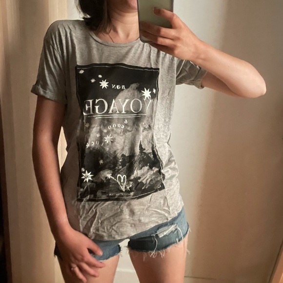 SCOTCH & SODA GREY BON VOYAGE GRAPHIC  TEE - P - Picture 1 of 11